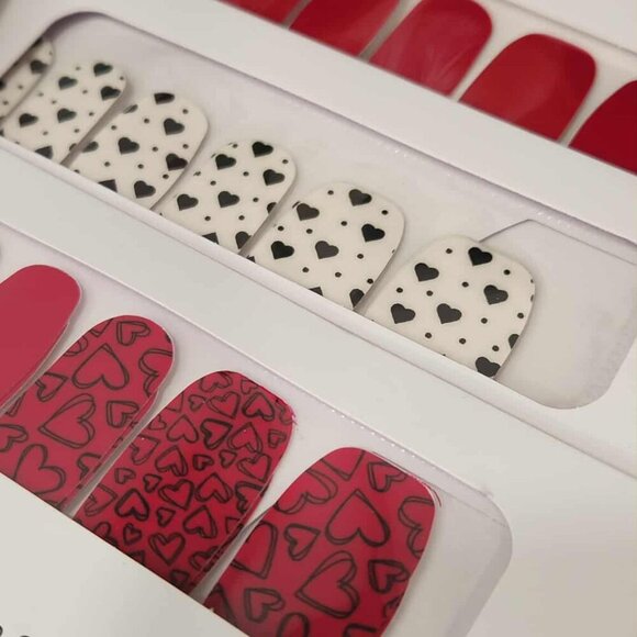 Retired Color Street- Heart Bundle - Picture 7 of 9